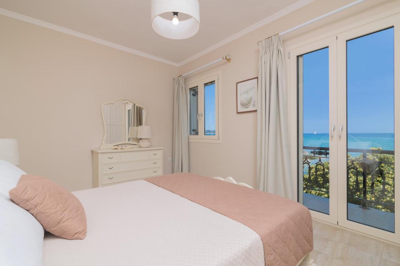 Villa Elizabeth - Seafront Classic Villa! Argassi Dış mekan fotoğraf