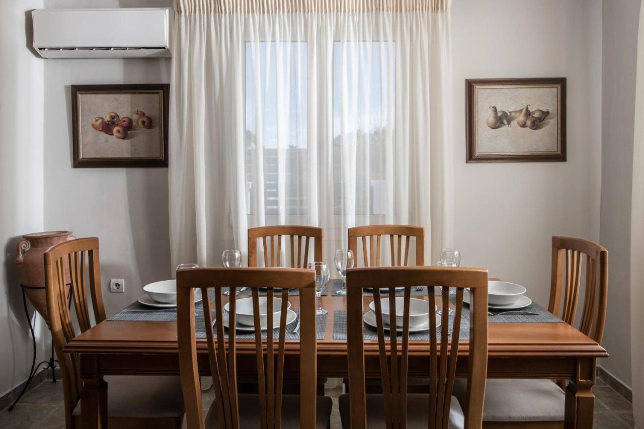 Villa Elizabeth - Seafront Classic Villa! Argassi Dış mekan fotoğraf