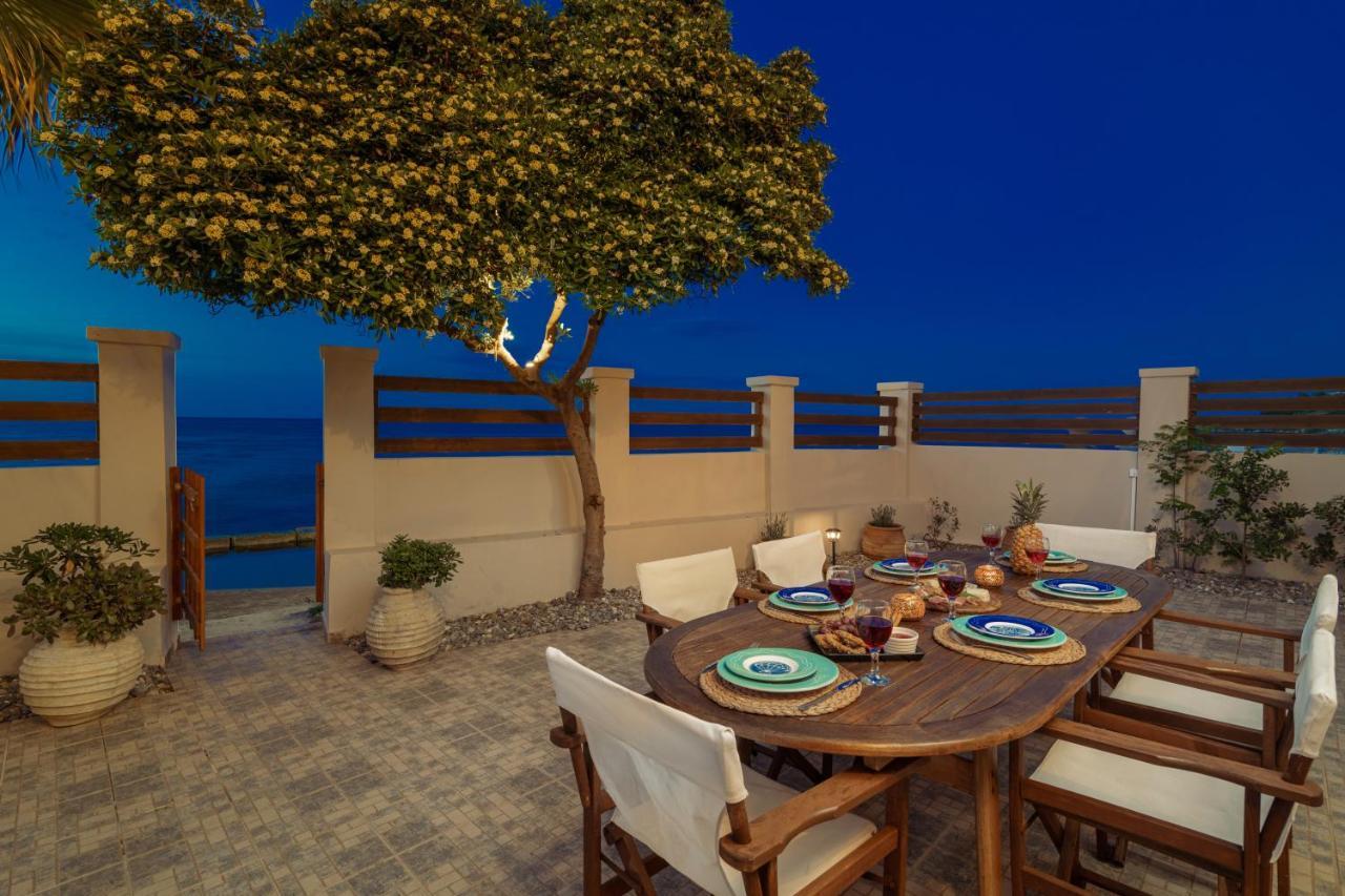 Villa Elizabeth - Seafront Classic Villa! Argassi Dış mekan fotoğraf